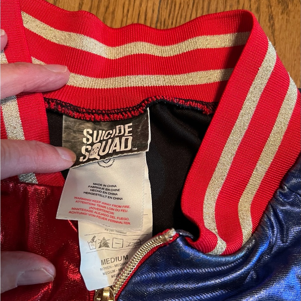 Harley Quinn Jacket, Shirt, Choker Costume Small/Medium - Picture 8 of 8